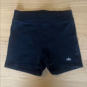 ALO ribbed shorts